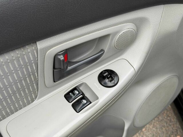 Чорний Кіа Інша, об'ємом двигуна 1.6 л та пробігом 224 тис. км за 4900 $, фото 15 на Automoto.ua