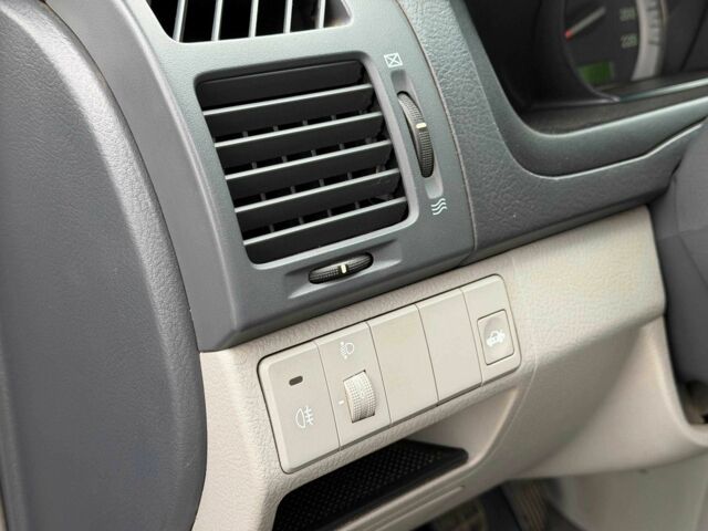 Чорний Кіа Інша, об'ємом двигуна 1.6 л та пробігом 224 тис. км за 4900 $, фото 16 на Automoto.ua