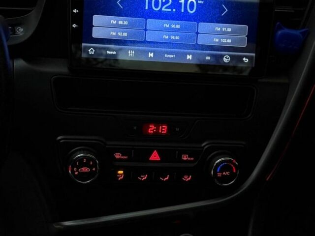 Черный Киа Другая, объемом двигателя 2 л и пробегом 270 тыс. км за 8500 $, фото 15 на Automoto.ua