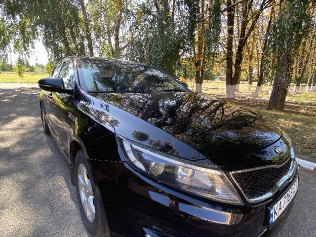 Черный Киа Другая, объемом двигателя 2 л и пробегом 200 тыс. км за 7600 $, фото 1 на Automoto.ua