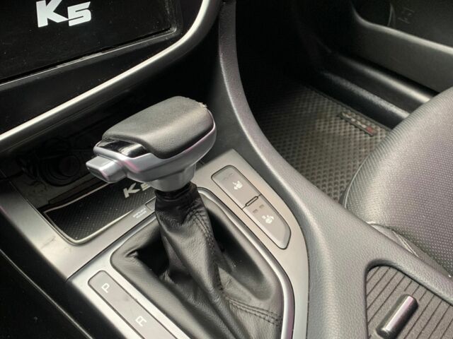 Черный Киа Другая, объемом двигателя 2 л и пробегом 193 тыс. км за 8000 $, фото 8 на Automoto.ua