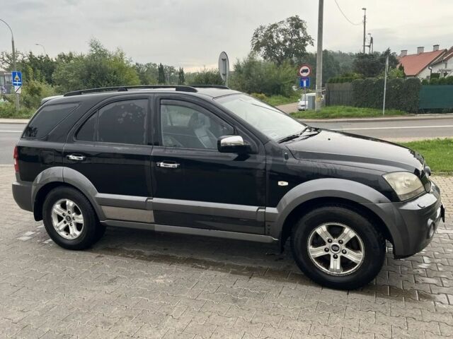 Черный Киа Другая, объемом двигателя 2.5 л и пробегом 284 тыс. км за 1870 $, фото 2 на Automoto.ua