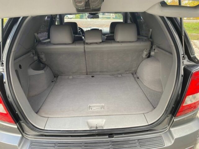 Черный Киа Другая, объемом двигателя 2.5 л и пробегом 275 тыс. км за 7499 $, фото 6 на Automoto.ua