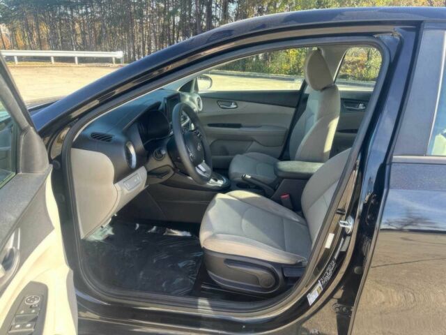 Черный Киа Другая, объемом двигателя 2 л и пробегом 45 тыс. км за 3150 $, фото 7 на Automoto.ua