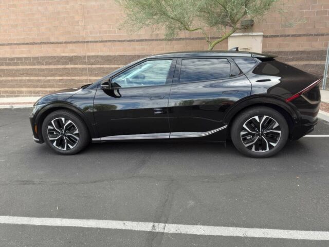 Черный Киа Другая, объемом двигателя 0 л и пробегом 21 тыс. км за 10300 $, фото 2 на Automoto.ua