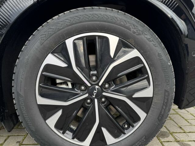 Чорний Кіа Інша, об'ємом двигуна 0 л та пробігом 78 тис. км за 26500 $, фото 12 на Automoto.ua