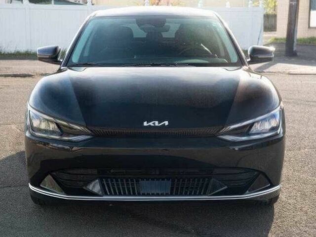 Чорний Кіа Інша, об'ємом двигуна 0 л та пробігом 20 тис. км за 17000 $, фото 1 на Automoto.ua