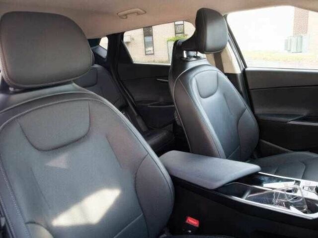 Чорний Кіа Інша, об'ємом двигуна 0 л та пробігом 20 тис. км за 16950 $, фото 13 на Automoto.ua
