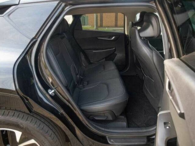 Чорний Кіа Інша, об'ємом двигуна 0 л та пробігом 20 тис. км за 16950 $, фото 10 на Automoto.ua