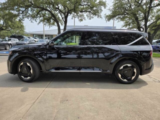 Чорний Кіа Інша, об'ємом двигуна 0 л та пробігом 20 тис. км за 14500 $, фото 2 на Automoto.ua