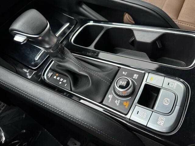 Коричневый Киа Другая, объемом двигателя 3.8 л и пробегом 31 тыс. км за 7900 $, фото 13 на Automoto.ua