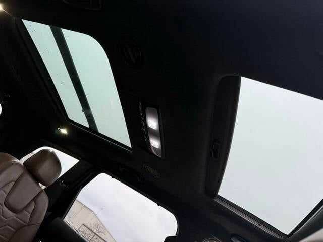 Коричневый Киа Другая, объемом двигателя 3.8 л и пробегом 31 тыс. км за 7900 $, фото 15 на Automoto.ua