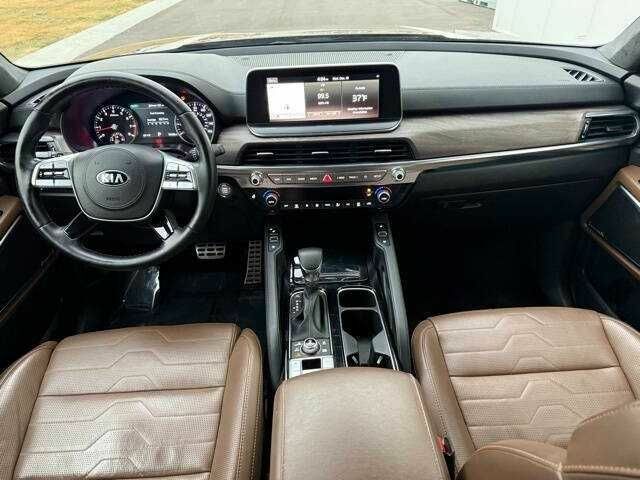 Коричневый Киа Другая, объемом двигателя 3.8 л и пробегом 31 тыс. км за 7900 $, фото 9 на Automoto.ua