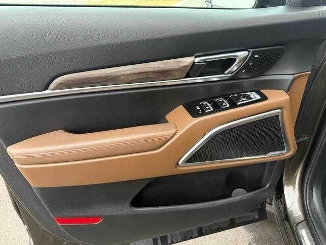 Коричневый Киа Другая, объемом двигателя 3.8 л и пробегом 31 тыс. км за 7900 $, фото 7 на Automoto.ua