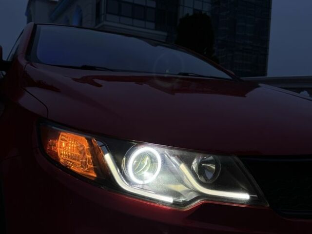 Красный Киа Другая, объемом двигателя 2 л и пробегом 165 тыс. км за 9700 $, фото 9 на Automoto.ua