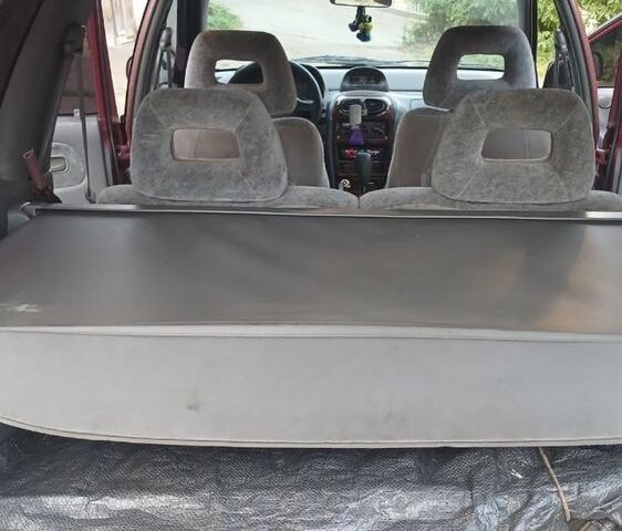 Красный Киа Другая, объемом двигателя 2 л и пробегом 3 тыс. км за 2800 $, фото 4 на Automoto.ua