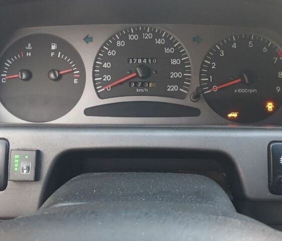 Красный Киа Другая, объемом двигателя 2 л и пробегом 3 тыс. км за 2800 $, фото 6 на Automoto.ua