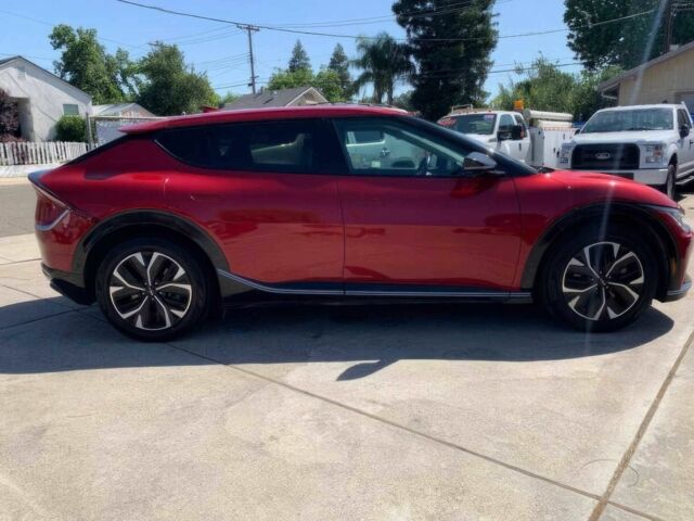 Червоний Кіа Інша, об'ємом двигуна 0 л та пробігом 25 тис. км за 21900 $, фото 3 на Automoto.ua