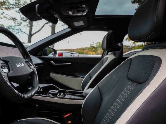 Красный Киа Другая, объемом двигателя 0 л и пробегом 20 тыс. км за 14500 $, фото 6 на Automoto.ua