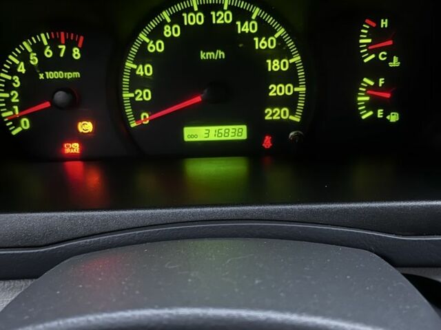 Сірий Кіа Інша, об'ємом двигуна 1.6 л та пробігом 300 тис. км за 5200 $, фото 7 на Automoto.ua