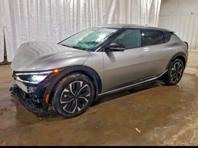 Серый Киа Другая, объемом двигателя 0 л и пробегом 135 тыс. км за 15000 $, фото 2 на Automoto.ua