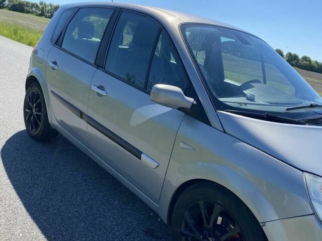 Сірий Кіа Інша, об'ємом двигуна 1.6 л та пробігом 294 тис. км за 3700 $, фото 3 на Automoto.ua