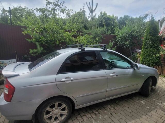 Серый Киа Другая, объемом двигателя 1.6 л и пробегом 192 тыс. км за 3500 $, фото 5 на Automoto.ua