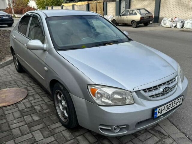 Серый Киа Другая, объемом двигателя 1.6 л и пробегом 189 тыс. км за 2400 $, фото 1 на Automoto.ua