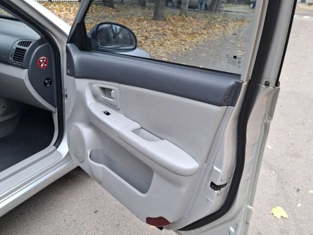 Киа Другая 2008 в Днепре (Днепропетровске) на Automoto.ua Серый Киа Другая, объемом двигателя 1.6 л и пробегом 100 тыс. км за 3600 $, фото 10 на Automoto.ua