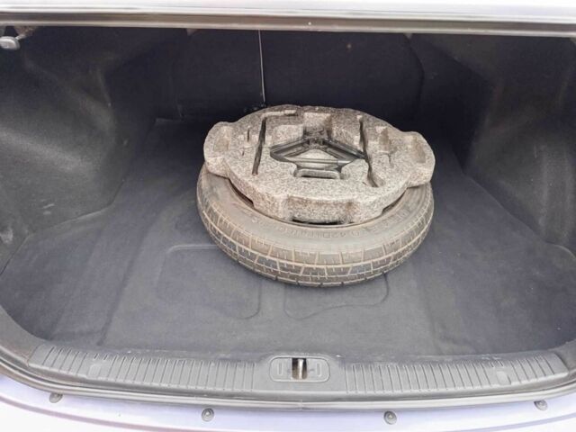 Серый Киа Другая, объемом двигателя 1.6 л и пробегом 200 тыс. км за 4100 $, фото 14 на Automoto.ua