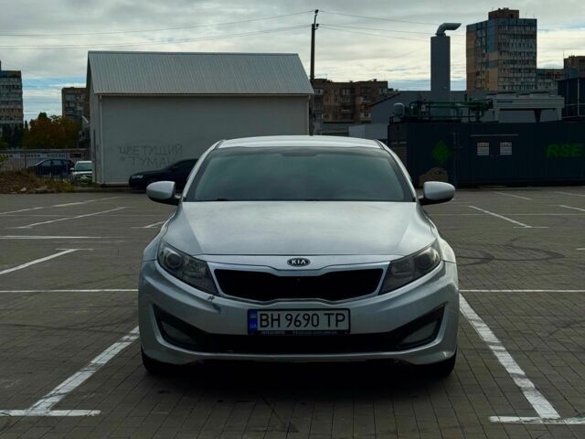 Сірий Кіа Інша, об'ємом двигуна 2 л та пробігом 464 тис. км за 6850 $, фото 2 на Automoto.ua