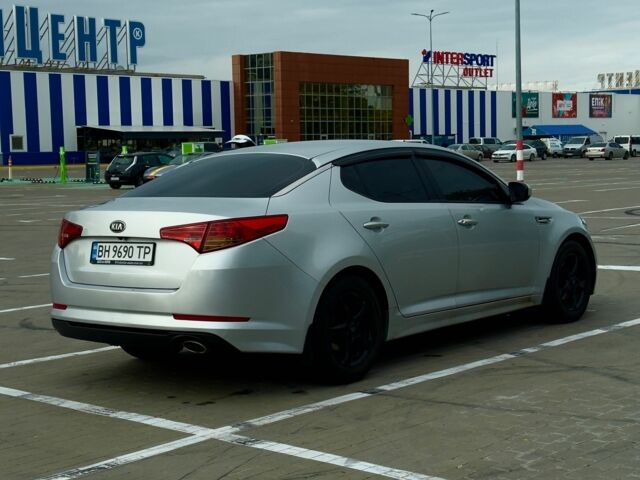 Сірий Кіа Інша, об'ємом двигуна 2 л та пробігом 464 тис. км за 6850 $, фото 4 на Automoto.ua