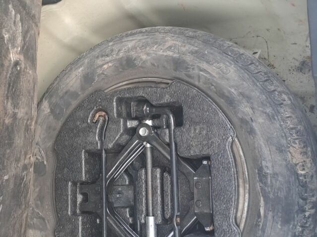 Сірий Кіа Інша, об'ємом двигуна 2 л та пробігом 260 тис. км за 7500 $, фото 16 на Automoto.ua