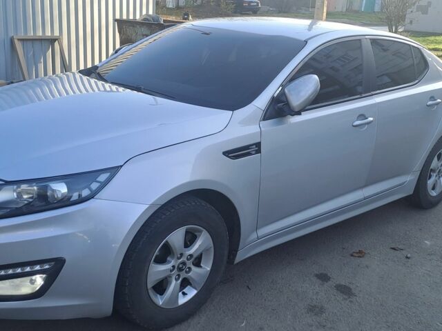 Сірий Кіа Інша, об'ємом двигуна 2 л та пробігом 260 тис. км за 7500 $, фото 5 на Automoto.ua