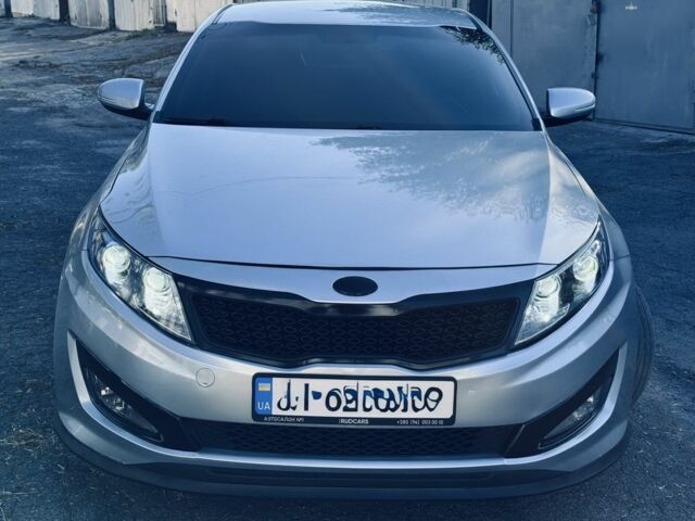 Сірий Кіа Інша, об'ємом двигуна 2 л та пробігом 245 тис. км за 7999 $, фото 1 на Automoto.ua