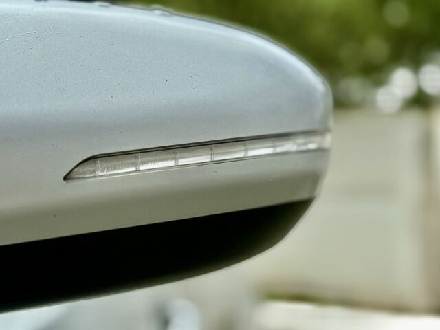 Серый Киа Другая, объемом двигателя 2 л и пробегом 300 тыс. км за 8800 $, фото 7 на Automoto.ua