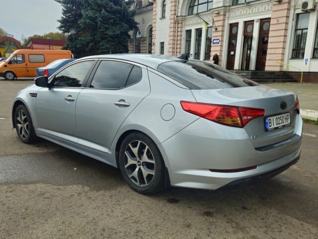 Серый Киа Другая, объемом двигателя 2 л и пробегом 246 тыс. км за 8700 $, фото 4 на Automoto.ua