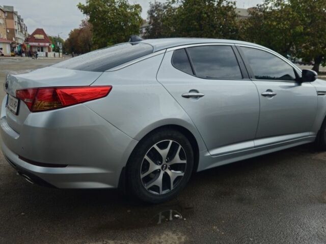 Серый Киа Другая, объемом двигателя 2 л и пробегом 246 тыс. км за 8700 $, фото 6 на Automoto.ua