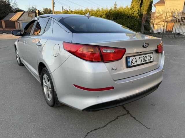 Серый Киа Другая, объемом двигателя 2 л и пробегом 390 тыс. км за 6200 $, фото 2 на Automoto.ua