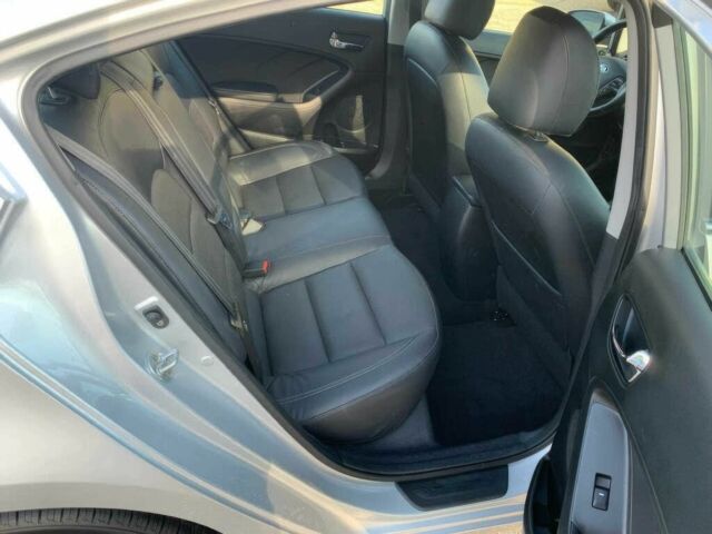 Серый Киа Другая, объемом двигателя 2 л и пробегом 73 тыс. км за 4200 $, фото 8 на Automoto.ua