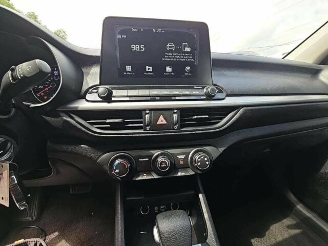 Сірий Кіа Інша, об'ємом двигуна 0 л та пробігом 23 тис. км за 12000 $, фото 5 на Automoto.ua