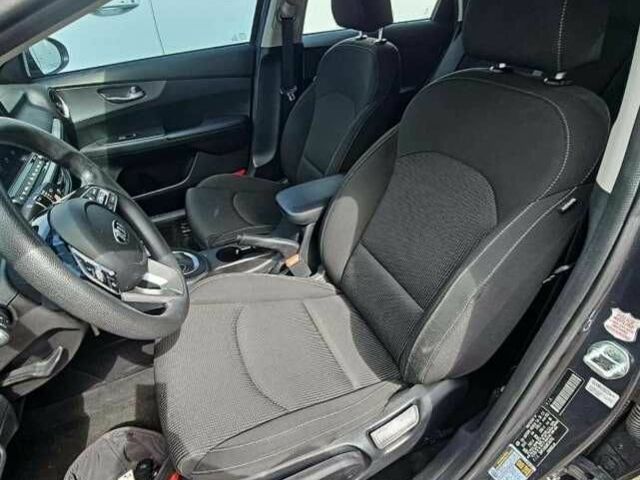 Сірий Кіа Інша, об'ємом двигуна 0 л та пробігом 23 тис. км за 12000 $, фото 8 на Automoto.ua