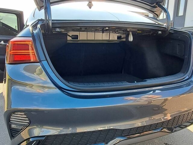 Сірий Кіа Інша, об'ємом двигуна 2 л та пробігом 64 тис. км за 17300 $, фото 5 на Automoto.ua