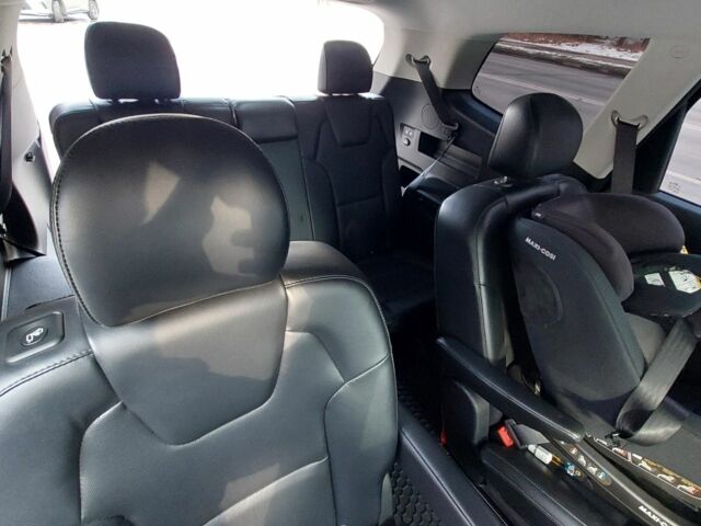 Серый Киа Другая, объемом двигателя 0 л и пробегом 68 тыс. км за 25000 $, фото 6 на Automoto.ua