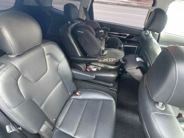 Серый Киа Другая, объемом двигателя 0 л и пробегом 68 тыс. км за 25000 $, фото 5 на Automoto.ua