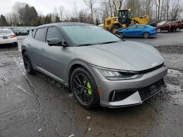 Сірий Кіа Інша, об'ємом двигуна 0 л та пробігом 25 тис. км за 28500 $, фото 3 на Automoto.ua