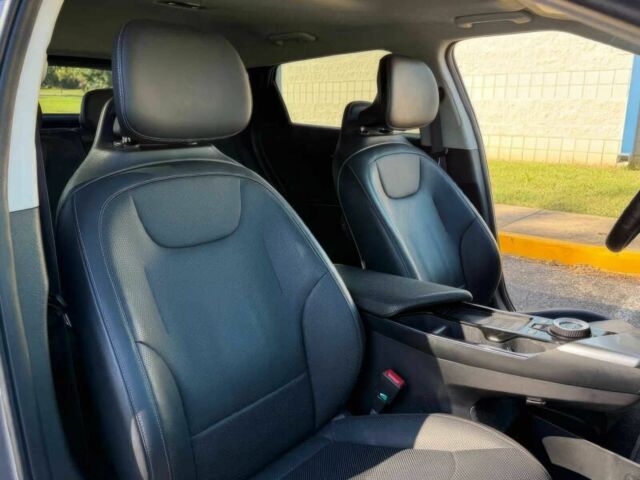 Серый Киа Другая, объемом двигателя 0 л и пробегом 11 тыс. км за 12600 $, фото 8 на Automoto.ua