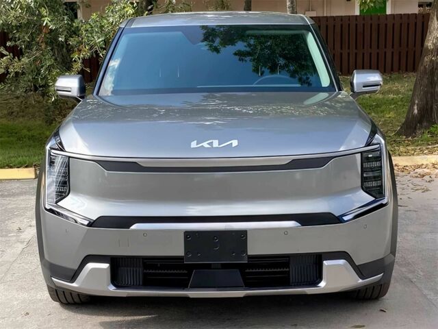 Сірий Кіа Інша, об'ємом двигуна 0 л та пробігом 12 тис. км за 14500 $, фото 1 на Automoto.ua