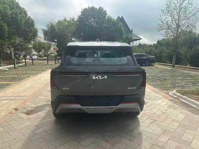 Сірий Кіа Інша, об'ємом двигуна 0 л та пробігом 1 тис. км за 22000 $, фото 3 на Automoto.ua