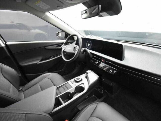 Сірий Кіа Інша, об'ємом двигуна 0 л та пробігом 8 тис. км за 10000 $, фото 13 на Automoto.ua